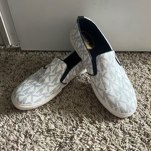 Michael Kors Slide Ons